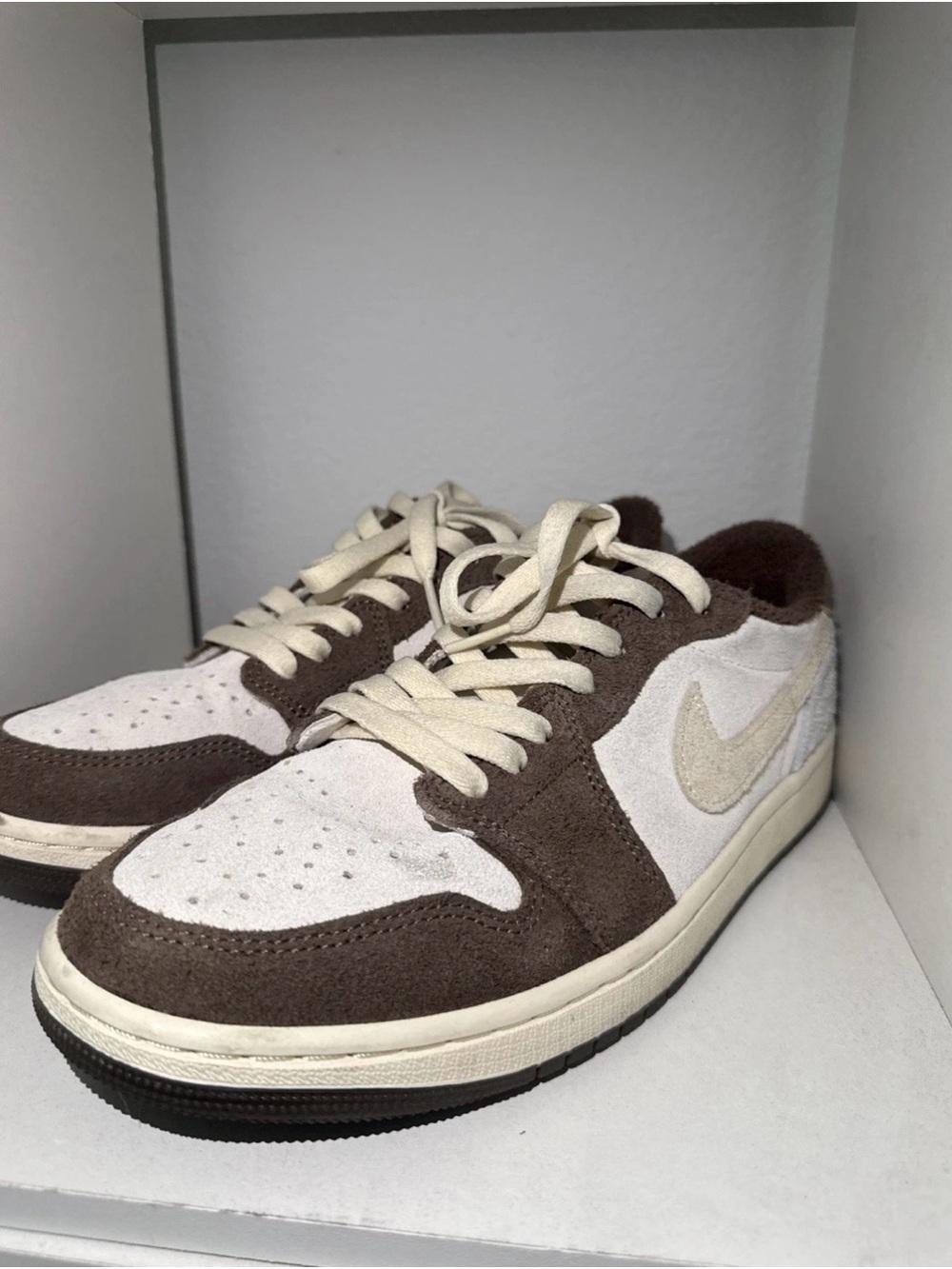 Jordan 1 Low OG Year of Rabbit USED Sz 11